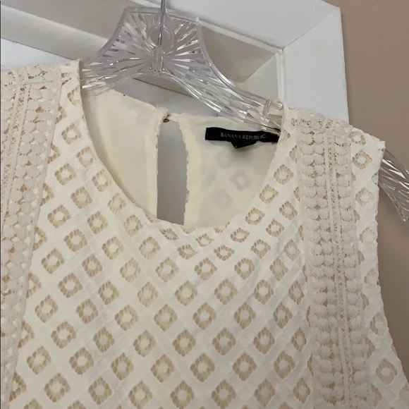 Lace A line Blouse - Picture 2 of 4